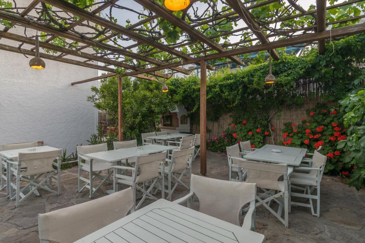 Tilemachos Rooms & Studios Adamantas  Dış mekan fotoğraf